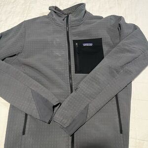 Patagonia R2 tech face fleece men’s medium.